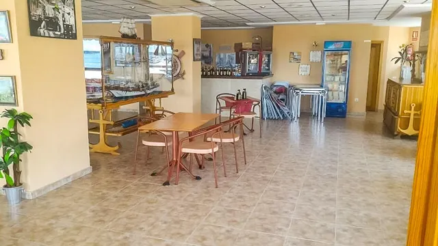 Oportunidad de Inversión: Restaurante a la venta en Playa del Acequión — 4
