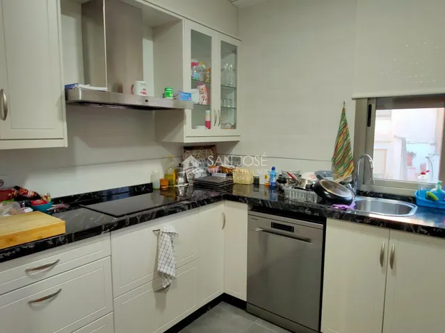 INMOBILIARIA SAN JOSEVENDE EDIFICIO CON DOS PISOS Y GARAJE EN MUY BUEN ESTADO EN EL CENTRO DE ASPE — 44