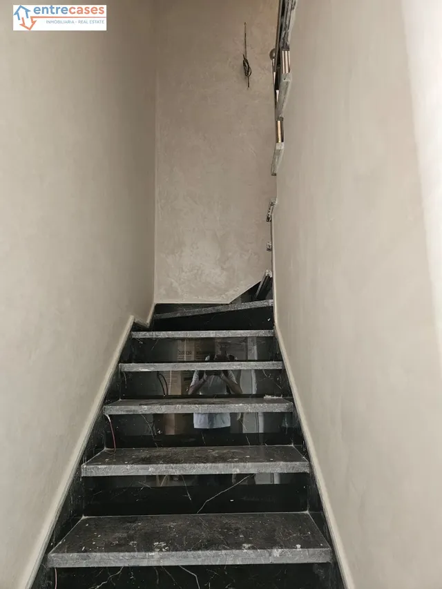 Casa Tipo Dúplex 4 habitaciones 328m² en venta - 3 de Abril — 12