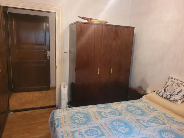 PISO DE 4 habitaciones, CÉNTRICO — 11