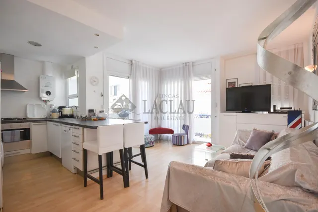 Sitges. Amplio piso primera línea de mar — 2