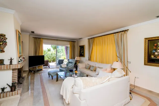 Chalet 4 habitaciones 350m² en venta - Marbella — 12