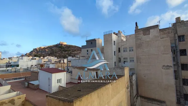 Ático en el Centro de Águilas. — 15