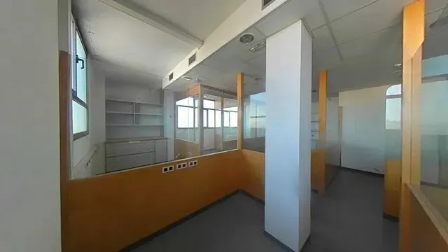 Local en venta en Calle de Gallecs — 15