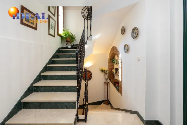 GRAN CASA CON PISCINA EN COLINAS BERMEJAS, MONACHIL — 42