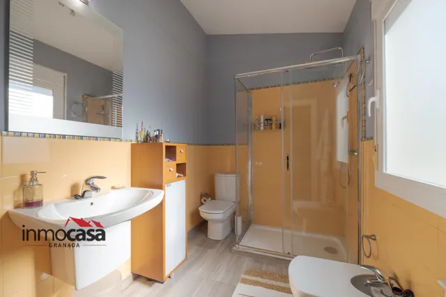 Casa 5 habitaciones 220m² en venta - Urb. el arenal — 38