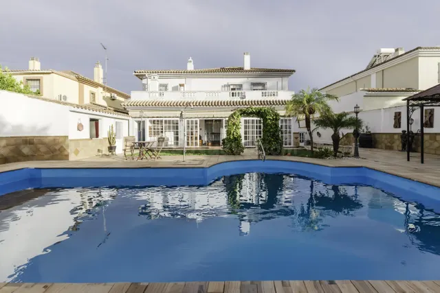 Fantástico Chalet Independiente en Olivar de Quintos-Montequ