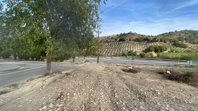 Terreno urbano en Alhama de Granafa — 8