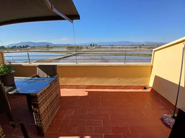 Ático duplex con terraza, parking y piscina comunitaria — 14