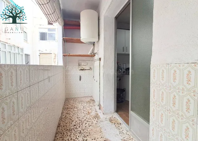 PISO A UN PRECIO INSUPERABLE PARA REFORMAR - foto 4