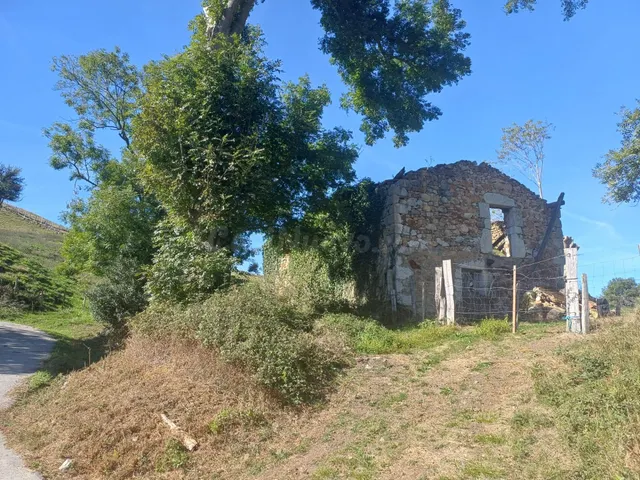 SE VENDE FINCA Y CABAÑA EN BUSTABLADO DE ARREDONDO (CANTABRI - foto 4