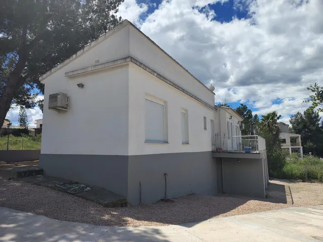 CHALET CON PARCELA Y VISTAS EN CUMBRES DE CALICANTO – ALQUILER TEMPORAL — 25