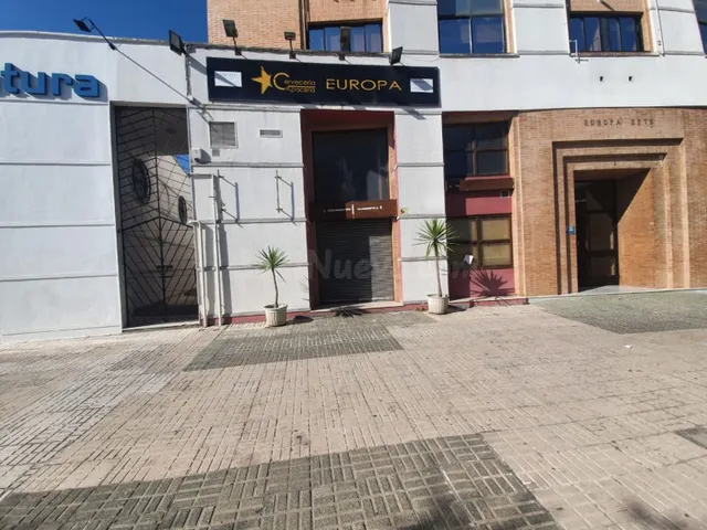 LOCAL COMERCIAL DISPONIBLE EN PLAZA DE LA ACOGIDA