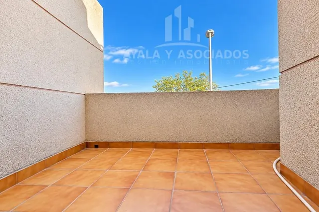 DÚPLEX CON JARDÍN Y GARAJE EN VENTA, EN EL BOHIO — 20