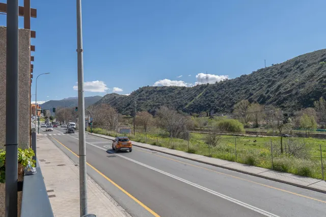 VENTA DE EXCLUSIVA CASA EN CARRETERA DE LA SIERRA - GRANADA — 26