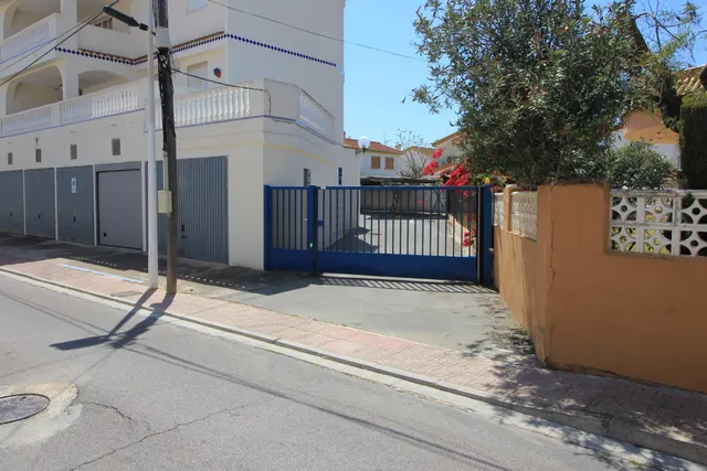 Plaza de parking en zona playa Morro de Gos — 6