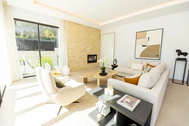 DOS ESPECTACULARES VILLAS RECIÉN TERMINADAS EN EL CENTRO DE MARBELLA — 11