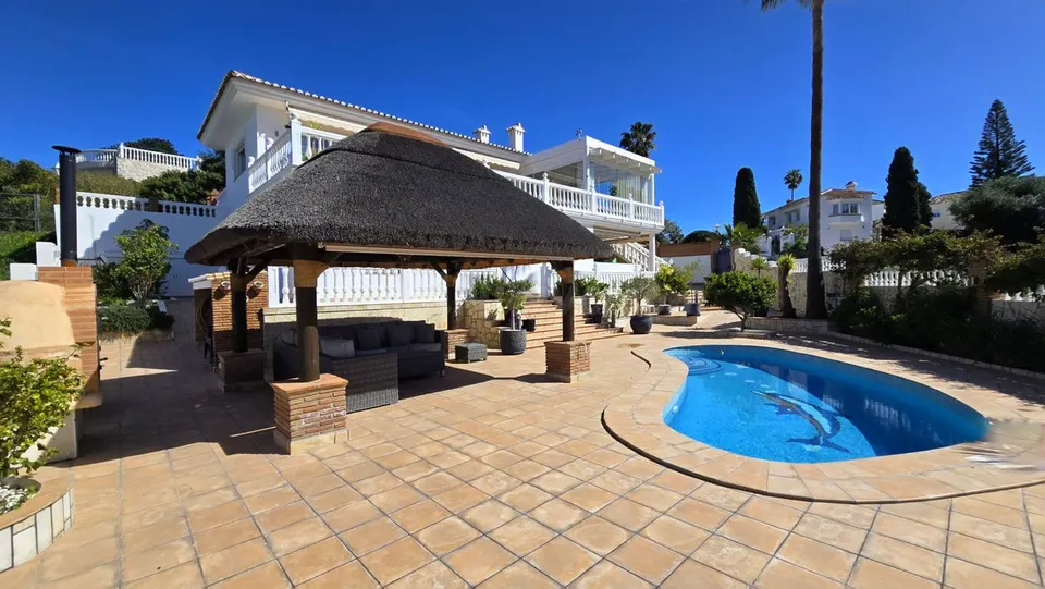 Chalet 4 habitaciones 214m² en venta - Riviera del sol