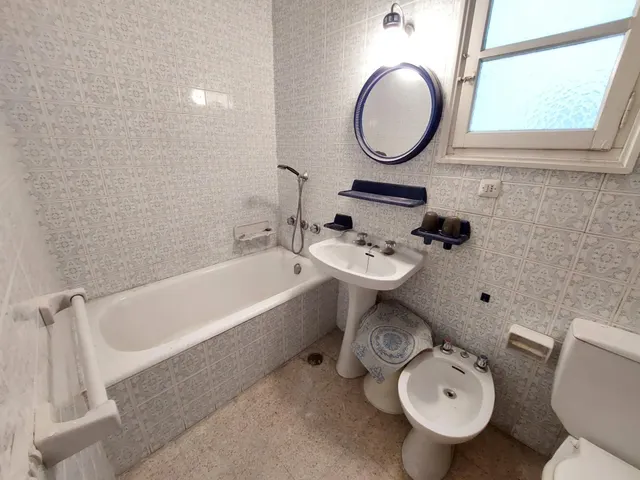 Piso 3 habitaciones y ascensor,   ¡oportunidad con alta rentabilidad en Alicante! — 3