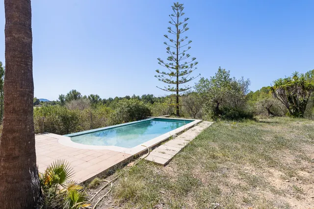 SE VENDE FANTASTICA FINCA RÚSTICA CON 35.000M2 DE TERRENO EN CALVIÀ — 6
