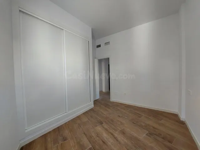 Bajo 3 dormitorios 2 baños y solarium en Garrucha Centro - foto 3