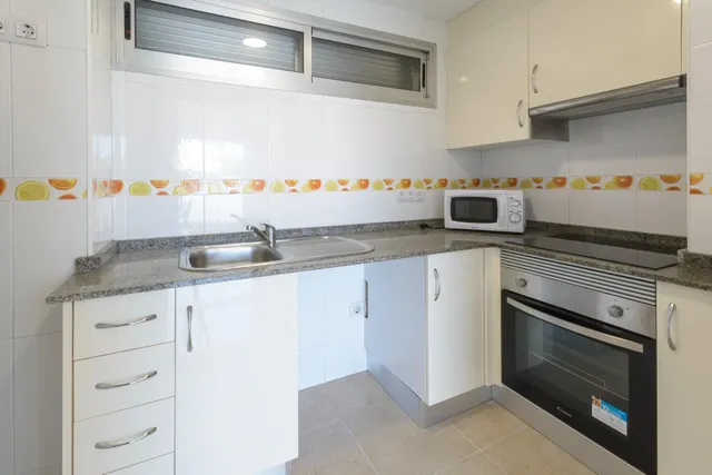 Cesión de vivienda por 50 años en Gandia, zona hospital, con piscina comunitaria, parking y trastero — 15