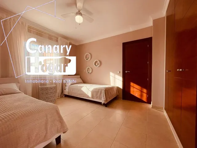VILLA EN VENTA EN MESETAS DEL MAR, LOS CRISTIANOS — 13