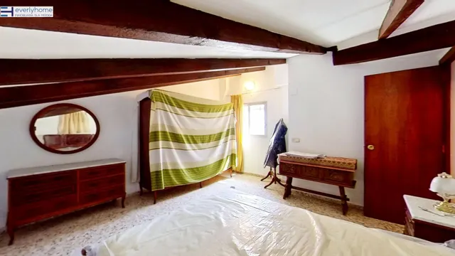 Casa 4 habitaciones 222m² en venta - El Grau — 33