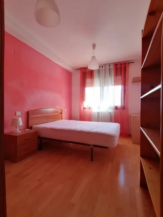 Apartamento  amplio calle doña sancha 1 habitación — 6