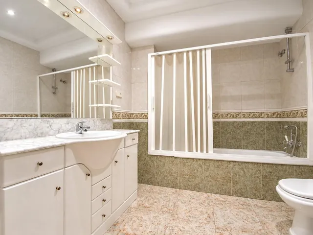 ¡casa con local comercial, vivienda y terrazas! todo en uno — 25