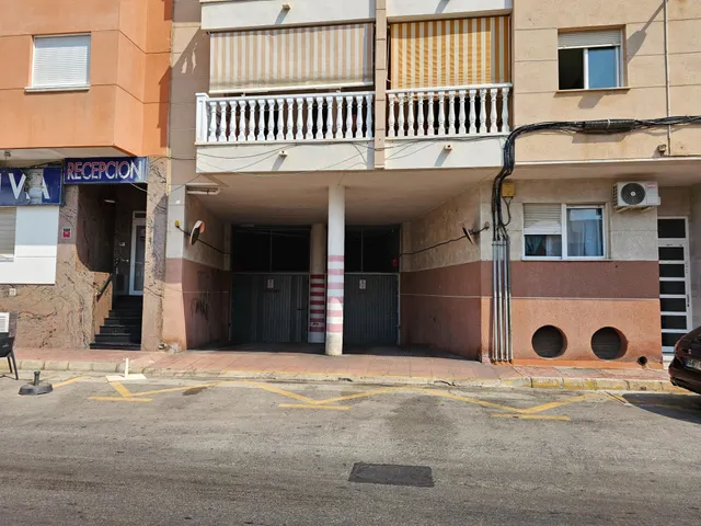 Garaje doble + trastero Zona Centro - foto 2
