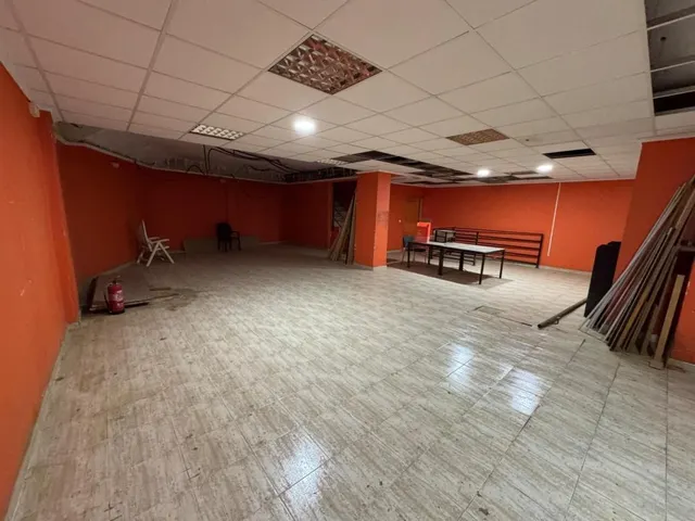 Local comercial 496m² en venta - Playa del Cura — 21