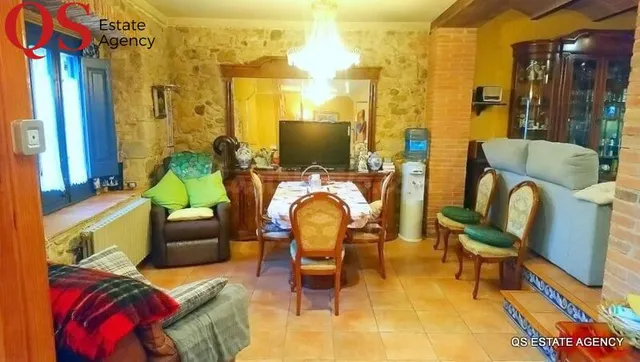 Casa de pueblo en el centro de Caldes de Malavella - foto 3