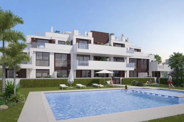 Viviendas de Obra Nueva a 200 Metros de la Playa de Las Higu - foto 4