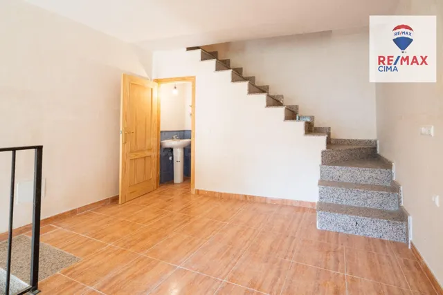 DOS CASAS MAS PARCELA DE 900  METROS — 4