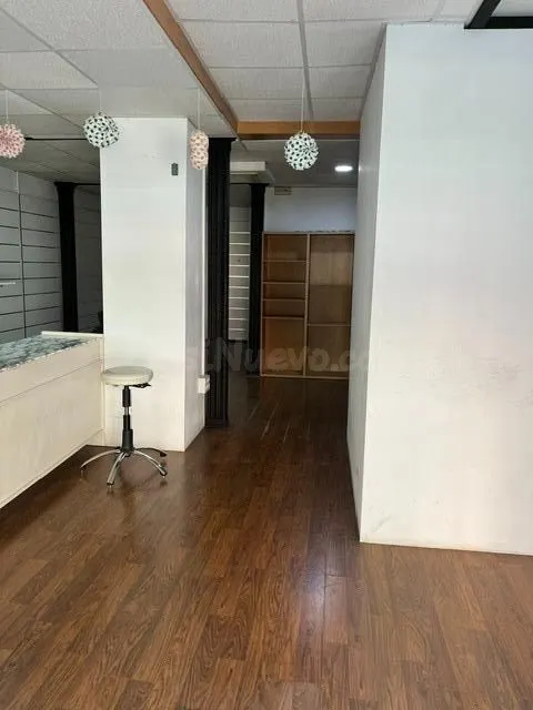 Centro Arenal Museo. Excelente local comercial se alquila ju
