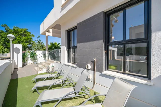 Villa 3 habitaciones 122m² en venta - Centro de la Ciudad Quesada — 38