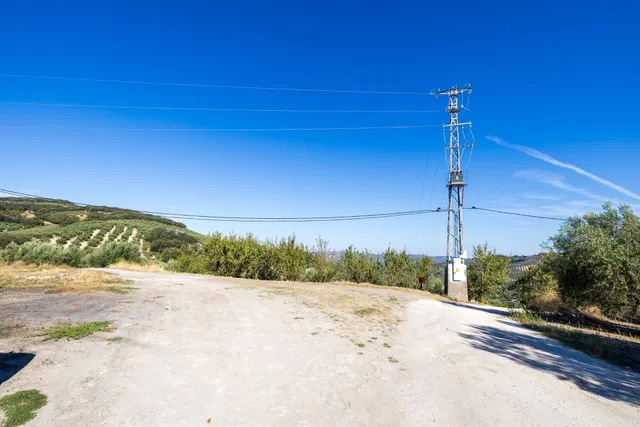En uno de los pueblos más bonitos de España, finca ideal para rehabilitar y usar como alojamiento turístico — 7