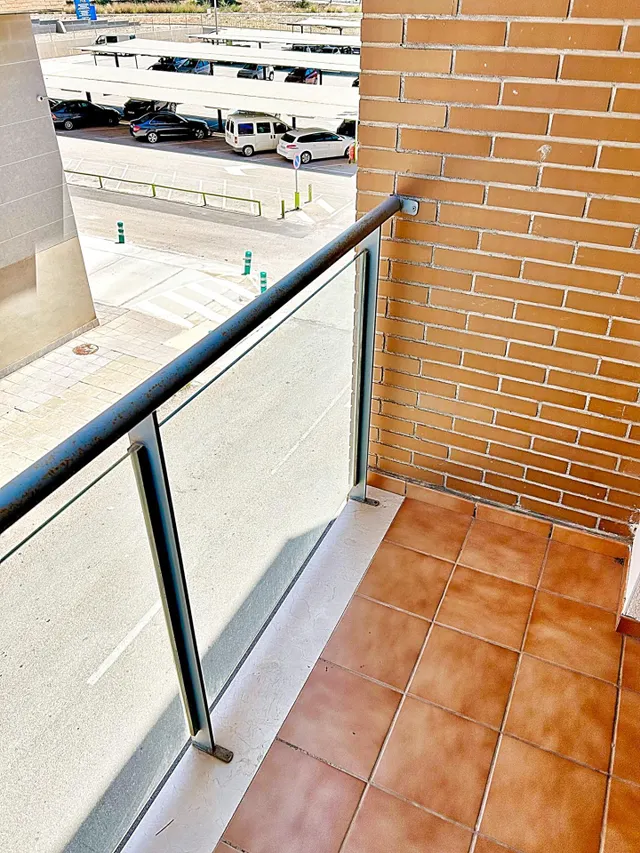 Excelente piso zona Eroski — 23