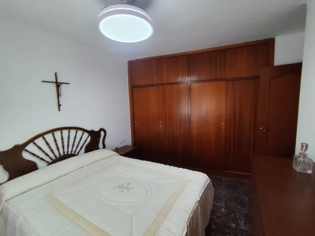 Piso en alquiler en Camino Suárez — 13