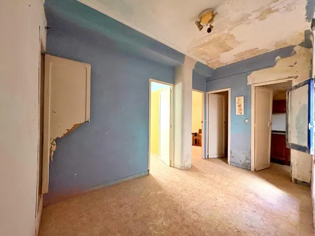 SE VENDE CASA  A POCOS METROS DEL PUENTE DE LA VIRGEN — 4