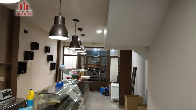 OPORTUNIDAD. LOCAL ACONDICIONADO EN EL VEINTIUNO. — 4