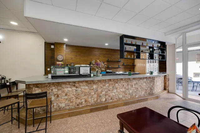 BAR / RESTAURANTE EN VENTA EN TORREVIEJA, ZONA PLAYA DEL CURA — 3
