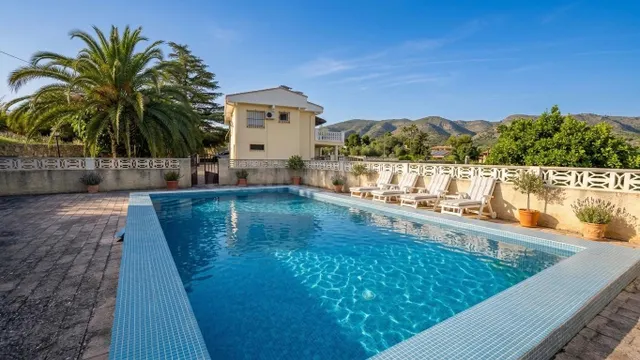 Espectacular chalet a la venta en Ontinyent - foto 3