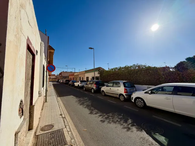 DOS INMUEBLES EN ESQUINA PARA CONSTRUIR TU CASA EN ALMERÍA – 103 m2 DE PARCELA — 8