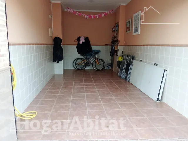 CASA REFORMADA CON TERRAZA Y GARAJE