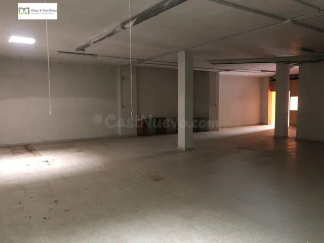 LOCAL DE 215 M2 EN AVENIDA ANTIBIOTICOS - foto 4