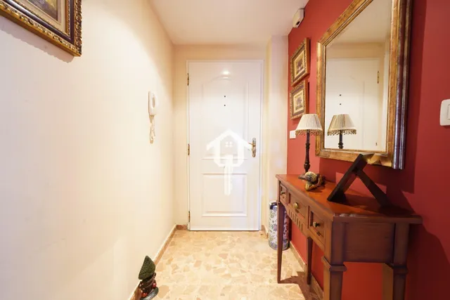 CHALET ADOSADO CON BUHARDILLA EN CIUDAD JARDÍN DE ALICANTE:  - foto 3
