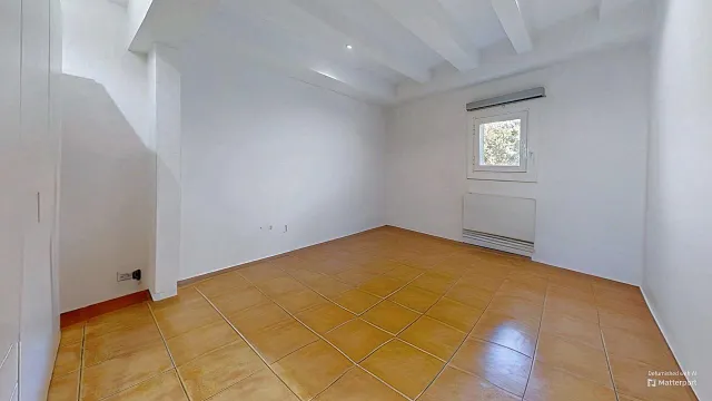 REFORMADO CON ENCANTO EN RAMBLA DEL POBLENOU – 6ª PLANTA SIN ASCENSOR — 40