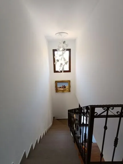 Villa 5 habitaciones 256m² en venta - Zona Pueblo — 37